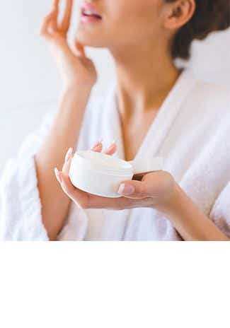 Crème hydratante légère : usages et bienfaits