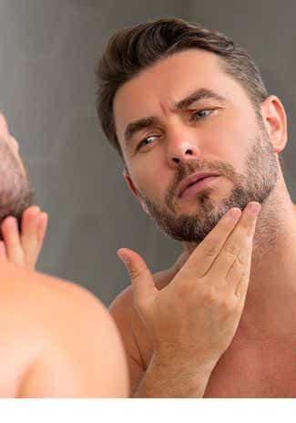 Soins visage adaptés aux peaux sensibles